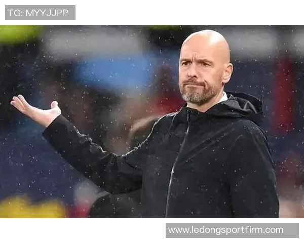 滕哈赫回忆执教阿贾克斯时压制切尔西的辉煌时刻与如今惨败的对比