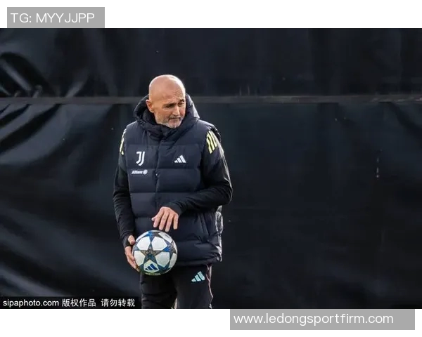 经纪人透露洛博特卡或将在明夏离开那不勒斯难以适应孔蒂的战术体系