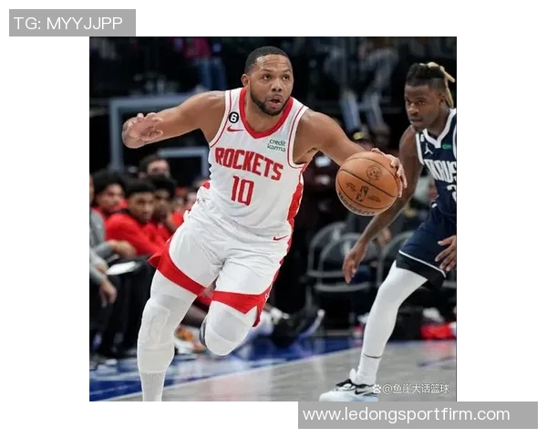 洛瑞助攻圆脸登三分精准命中昔日火箭旧将再展风采