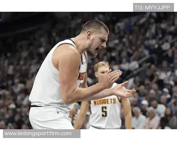 掘金失误频繁投篮不足仍能逆转击败猛龙展现顽强斗志