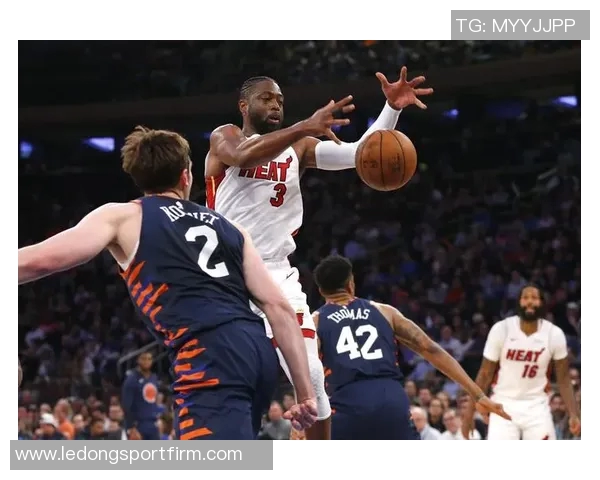 热火全员发力十人出战九人得分七人上双成功复仇尼克斯展现强大团队实力