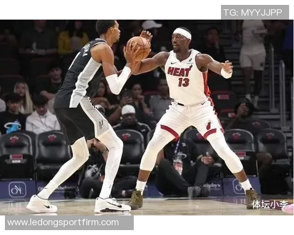 阿德巴约全场最高31分展现实力正负值唯一为正助球队赢得胜利 阿德巴约全场最高31分展现实力正负值唯一为正助球队赢得胜利