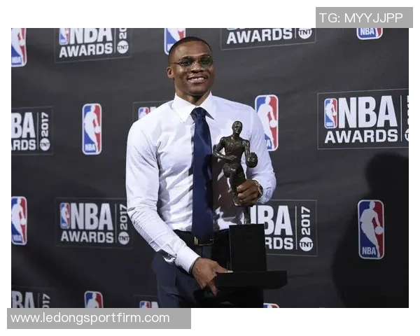 冷知识揭秘安托万沃克成首位在发展联盟打球的NBA全明星球员