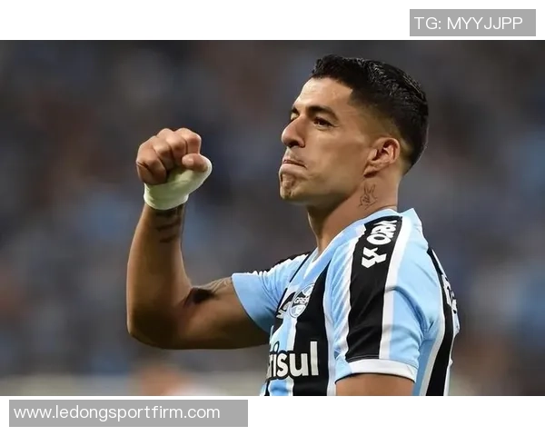 苏亚雷斯职业生涯争议回顾：咬人禁赛三次与歧视行为引发的风波