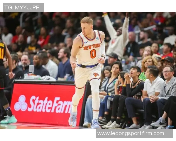 迪文岑佐表现稳定8投4中三分球命中率高效贡献13分4助攻2抢断