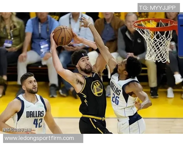 克洛尼上半场表现惊艳10投5中斩获16分2篮板2助攻1盖帽